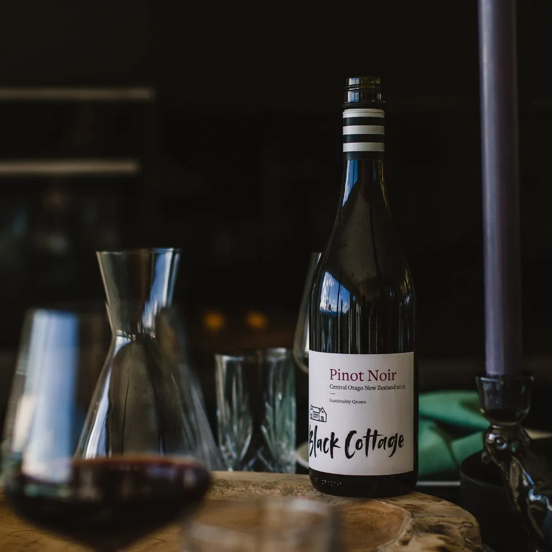 Black Cottage - Pinot Noir - 750ml